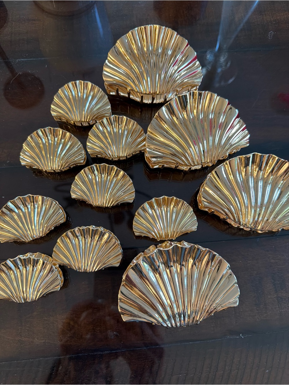 ⭐️ NWOT Set of Gold Metal Shell Hair Clips